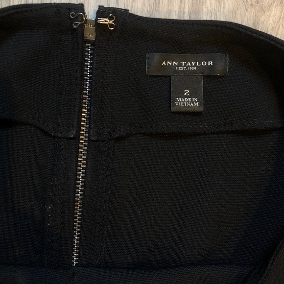 Ann Taylor Classic Black Short-Sleeve Sheath Dress - Picture 4 of 12